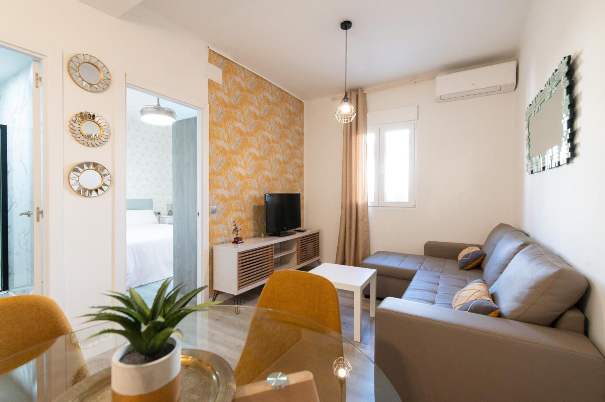 Apartamento Triana Habitame Inmobiliaria เซบีญา ภายนอก รูปภาพ